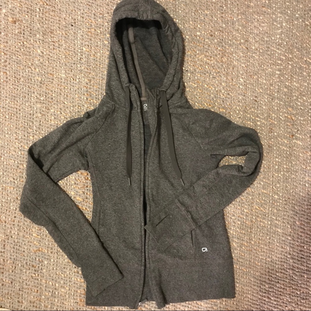 Hooded activewear jacket